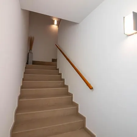Apartament Nou Amb Terrassa - Vistes Al Taga *